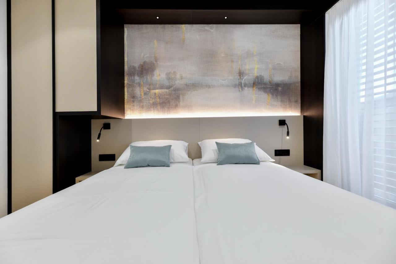Crowonder Apartments & Rooms Oaza With Heated Swimming Pool And Sauna Turanj Esterno foto