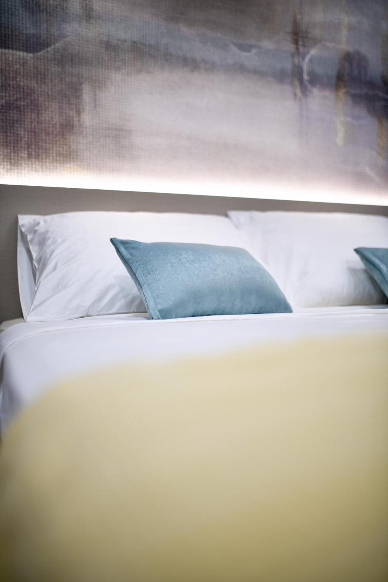 Crowonder Apartments & Rooms Oaza With Heated Swimming Pool And Sauna Turanj Esterno foto