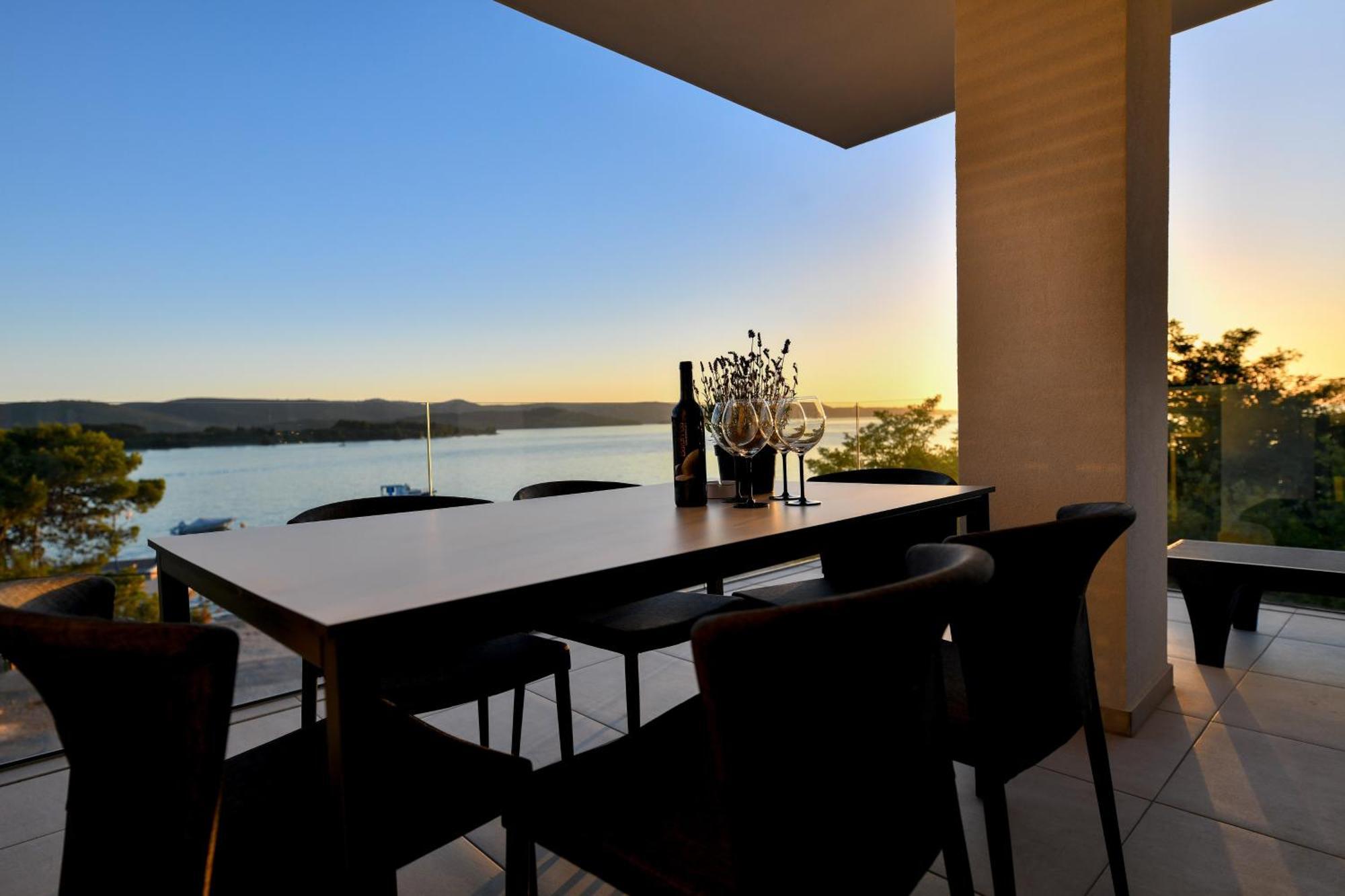 Crowonder Apartments & Rooms Oaza With Heated Swimming Pool And Sauna Turanj Esterno foto